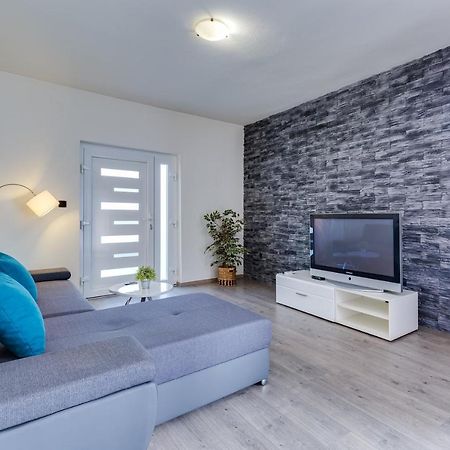 Apartment A & J Петрчане Екстер'єр фото