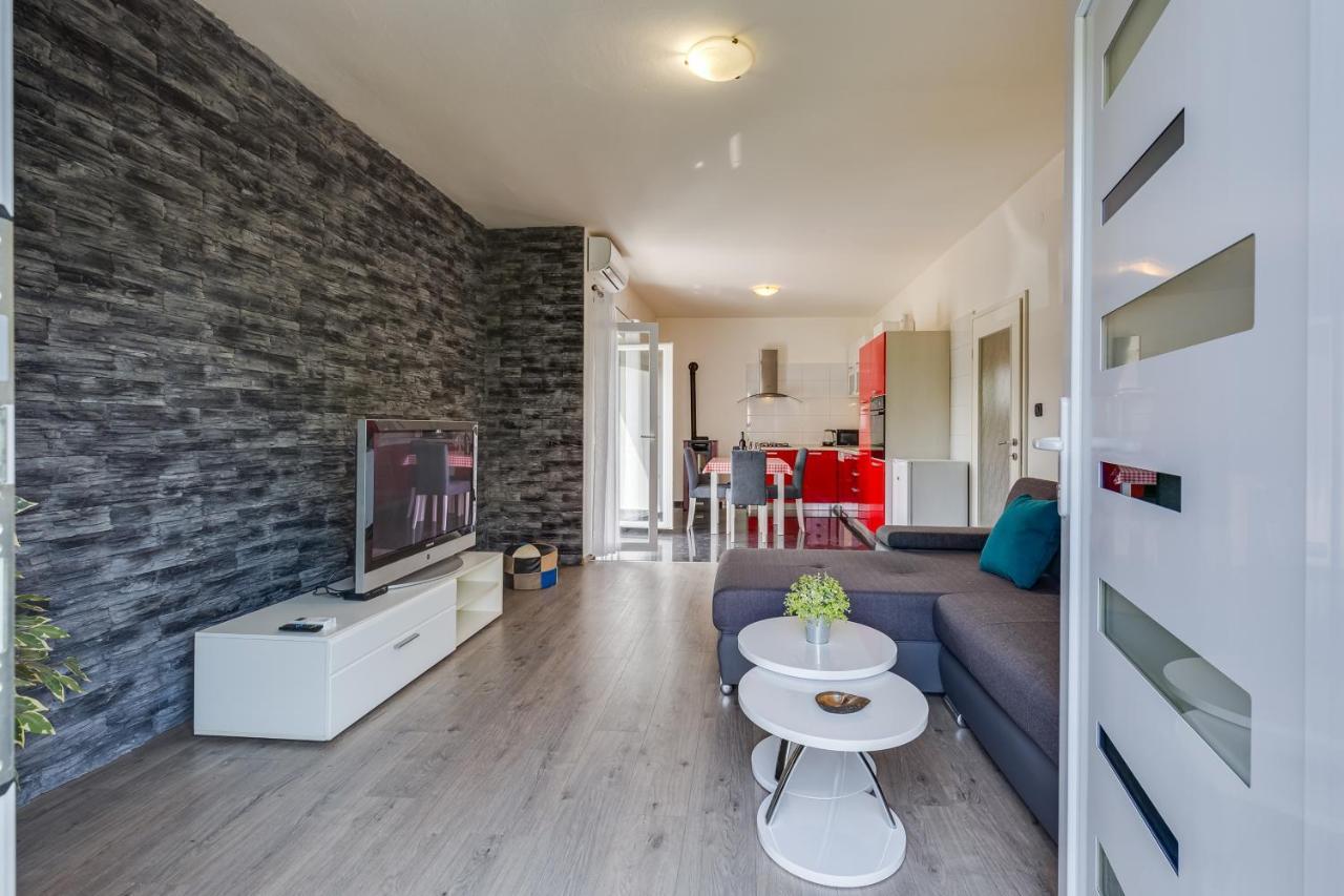 Apartment A & J Петрчане Екстер'єр фото